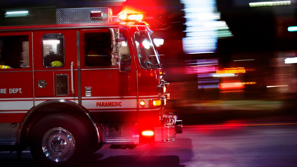 Crews battle structure fire in Victoria neighborhood, city officials say — WCCO / CBS Minnesota, Farmington Community news