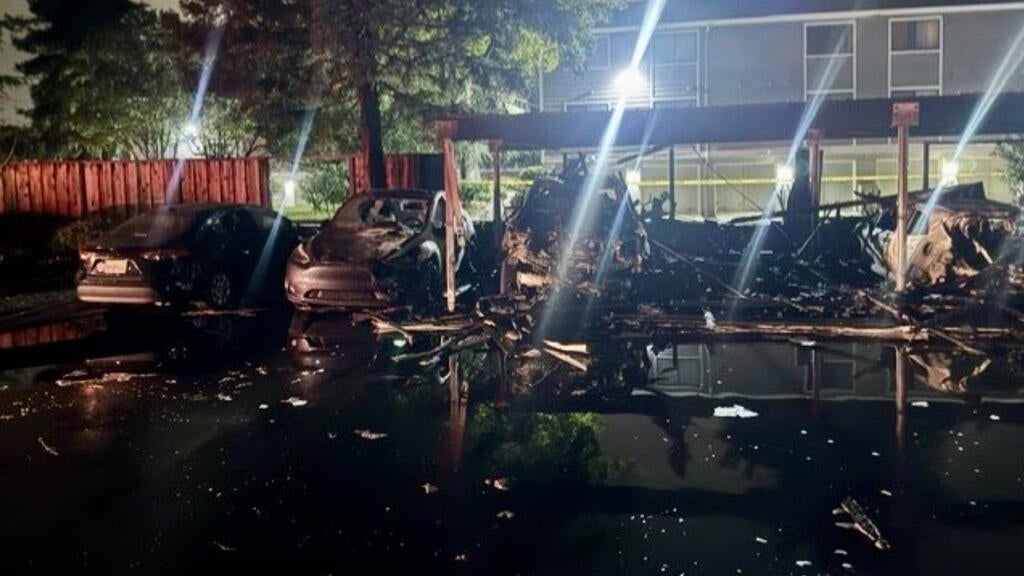 Overnight fire at San Jose housing complex damages more than 20 vehicles, carport — CBS Bay Area (KPIX), Farmington Community news