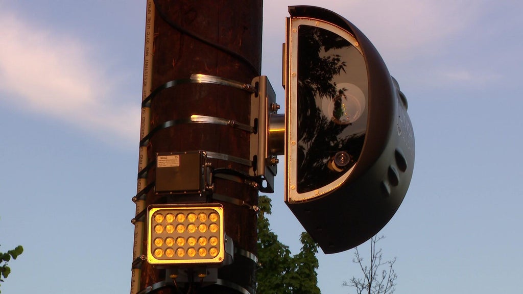 Do speed cameras make drivers slow down? — WCCO / CBS Minnesota, Farmington Technology news