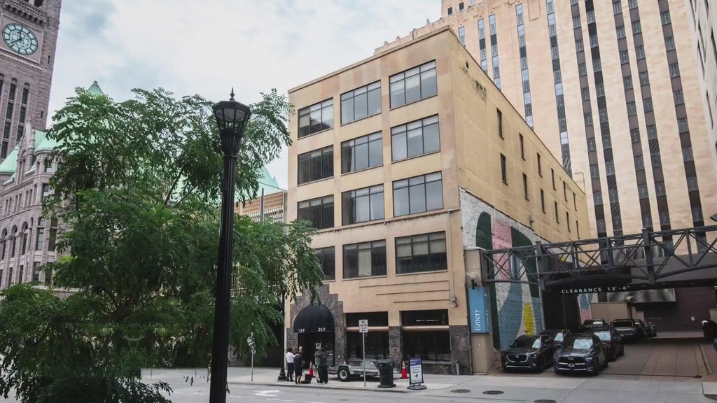 CEO who experienced homelessness as a child opens new Minneapolis family shelter — WCCO / CBS Minnesota, Farmington Government news