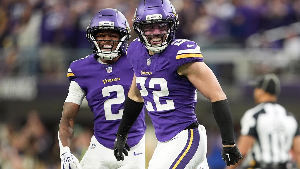 Vikings defense clamps down on Daniel Jones and the Colts for a 16-10 victory to stay undefeated — WCCO / CBS Minnesota, Farmington Arts news