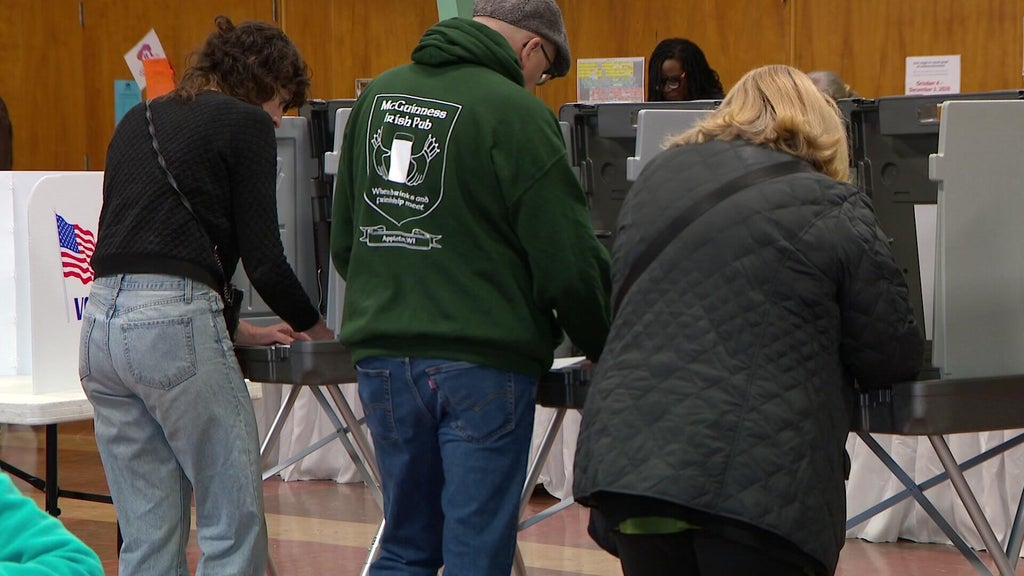 Minneapolis seeing "very high" early voter turnout ahead of next week's midterms — Farmington Community news
