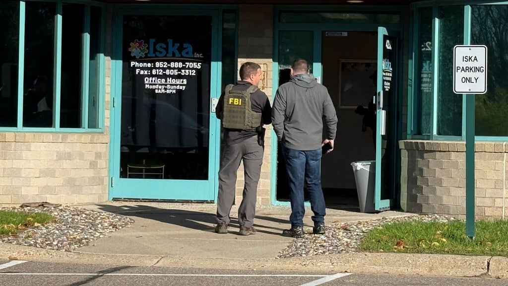 Federal law enforcement officers in Twin Cities Thursday for "court-authorized investigative activity," FBI says — Farmington Business news