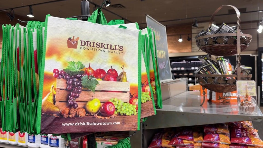 Hopkins grocery store seeks community support amid sales struggles — WCCO / CBS Minnesota, Farmington Government news