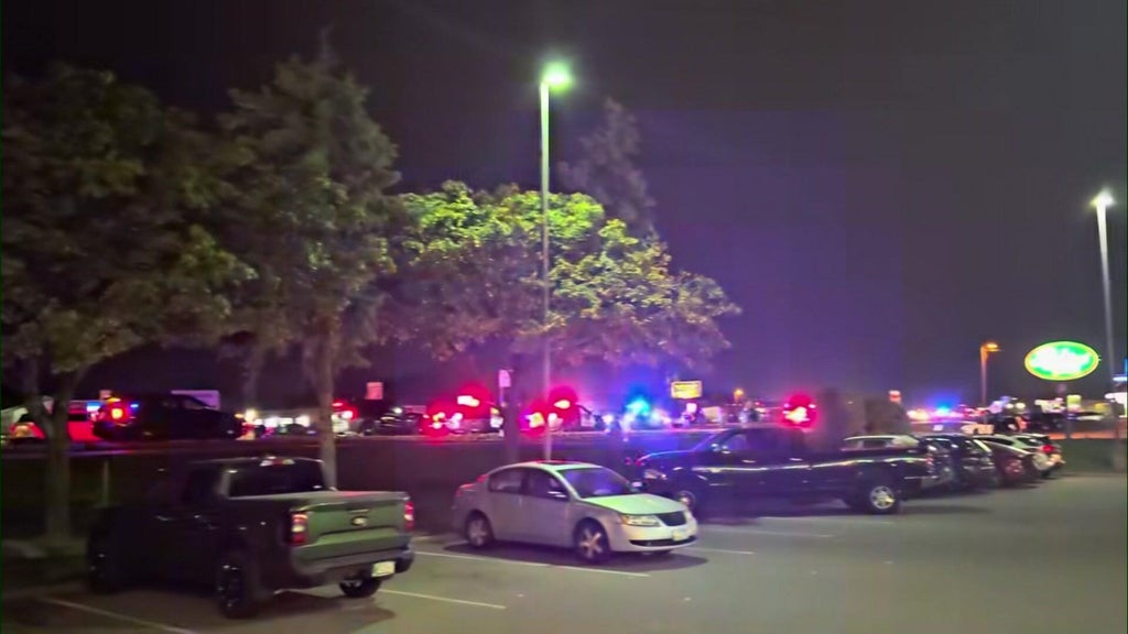 Police respond to Osseo High School after several fights break out at end of football game — WCCO / CBS Minnesota, Farmington Schools news