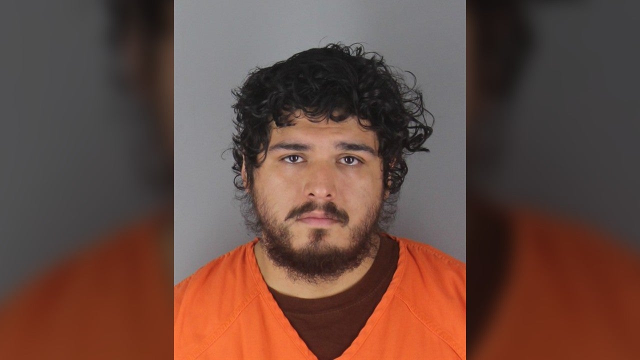 Charges: Bloomington man stabbed roommate while he was asleep, severely injuring him — Farmington Real Estate news