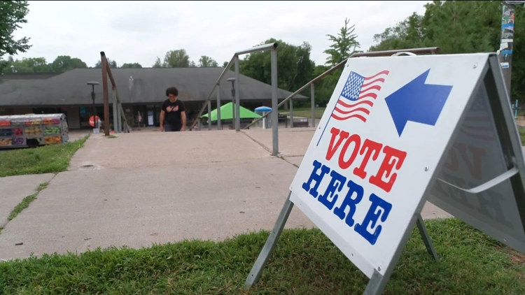 Minneapolis residents set early voting record — Farmington Community news