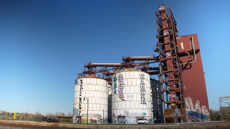 Chicago law firm looking into injuries at abandoned grain elevators in Minneapolis — Farmington Community news