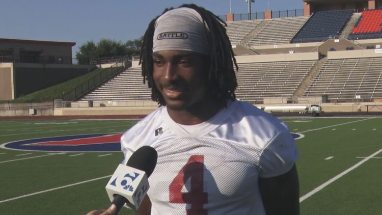 Midway's Lathan Whisenton sets school record for career rushing touchdowns — KCEN (Central Texas), Farmington Schools news