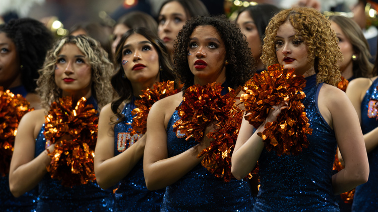 Here's what we know about the service member who fell at the UTSA football game — KHOU 11 (Houston), Farmington Sports news